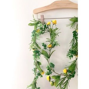 Pretty Spring Garland